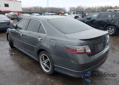 2007 Toyota Camry Se V6 z USA, uszkodzony, nr VIN 4T1BK46K17U556397